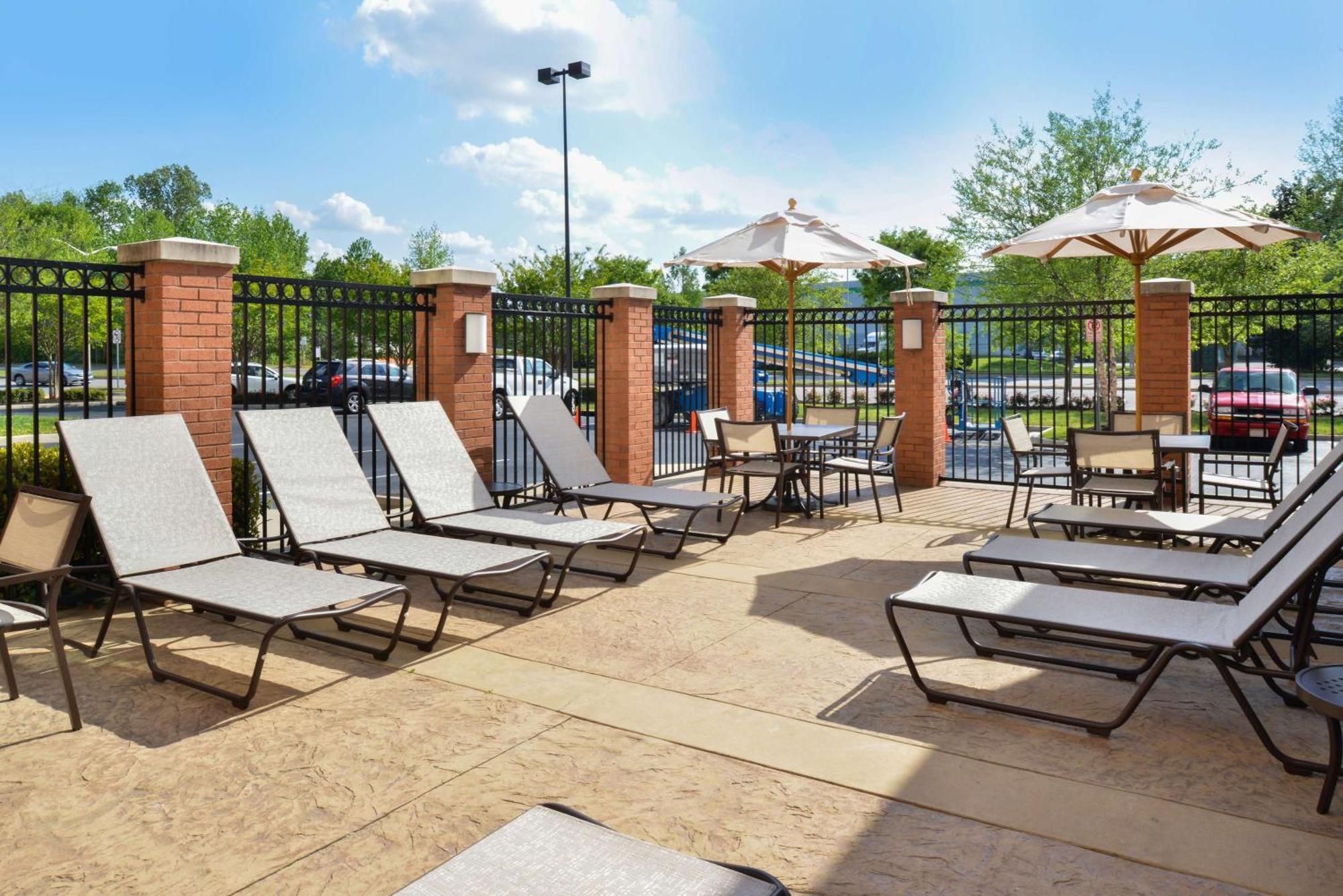 Hyatt Place Chesapeake Exterior photo