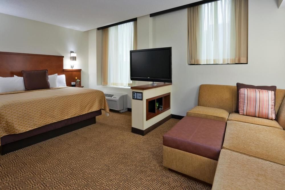 Hyatt Place Chesapeake Exterior photo